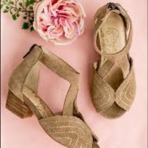 Joyfolie Orelia shoe in tan 9T